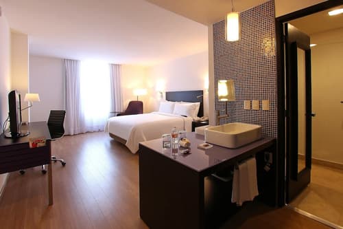 Fiesta Inn Express Naucalpan, Room