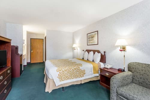 Days Inn by Wyndham Battlefield Rd/Hwy 65