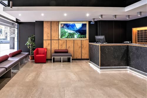 Hotel Centrale, Reception