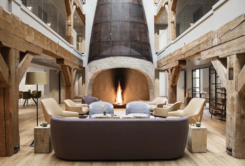 Hotel Brosundet, Primary image