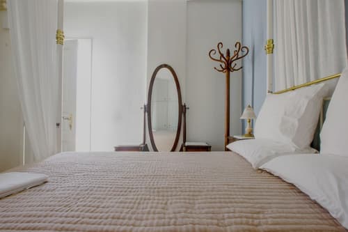 Emilia Luxury Apartments, Room