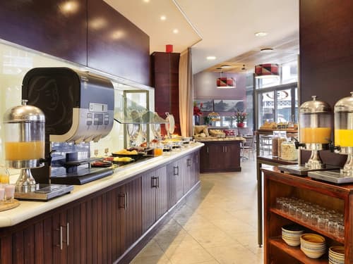 ibis Wellington, Restaurant