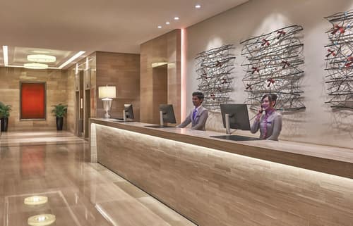 Carlton Hotel Singapore, Reception