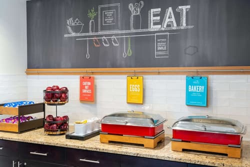 Hampton Inn & Suites Buffalo Downtown