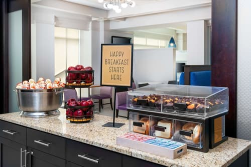 Hampton Inn & Suites Buffalo Downtown