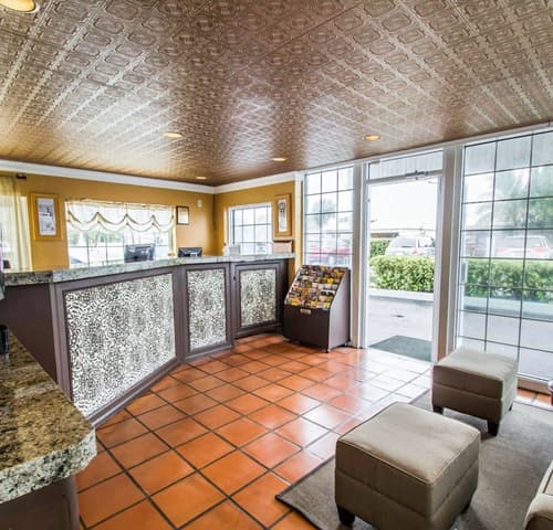 Econo Lodge Cocoa Beach - near the Port, Lobby