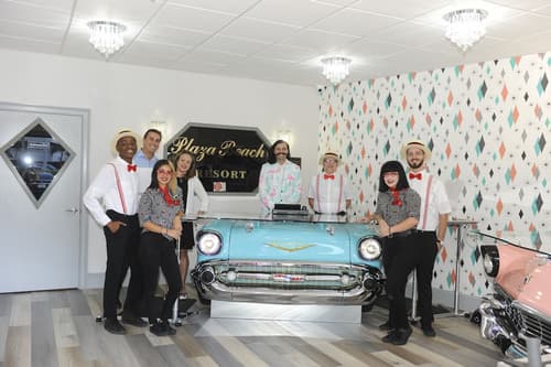 Plaza Beach Hotel Beachfront Resort, Concierge desk