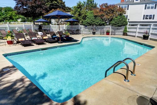 Port Inn and Suites Portsmouth, an Ascend Collection Hotel