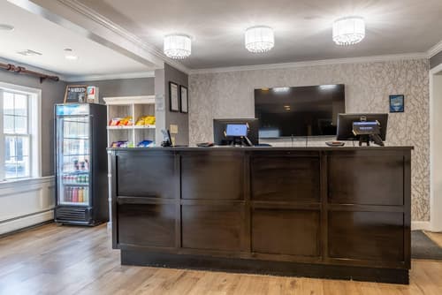 Port Inn and Suites Portsmouth, an Ascend Collection Hotel