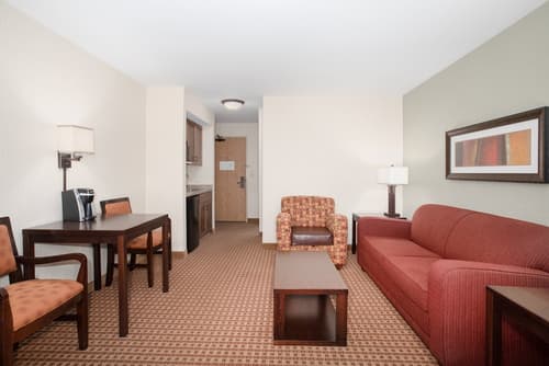 Holiday Inn Express & Suites Gillette by IHG