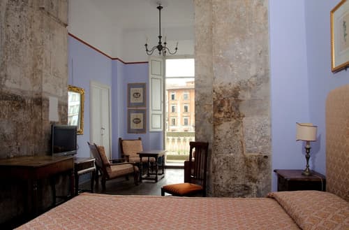 Royal Victoria Hotel, Room