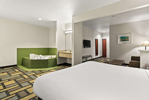 Best Western Galleria Inn & Suites, Room