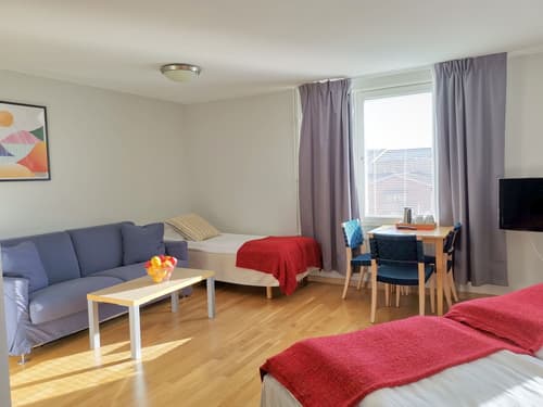 2Home Hotel Apartments, Room