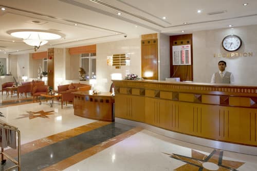 Landmark Hotel, Reception