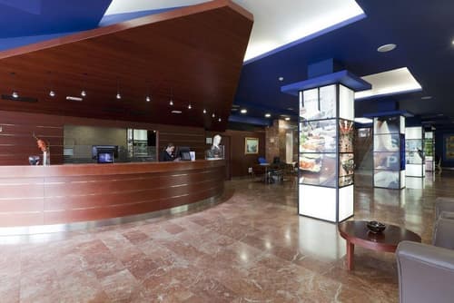 Olympia Hotel Events & Spa, Lobby lounge