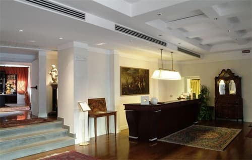 Hotel Clitunno, Reception