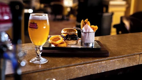 Palazzo Hotel, Restaurant