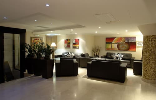 The Windsor Hotel, Lobby lounge