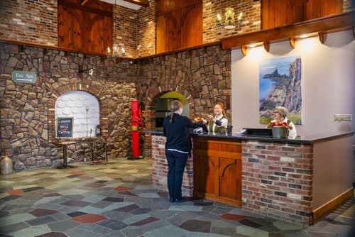 Old Orchard Inn