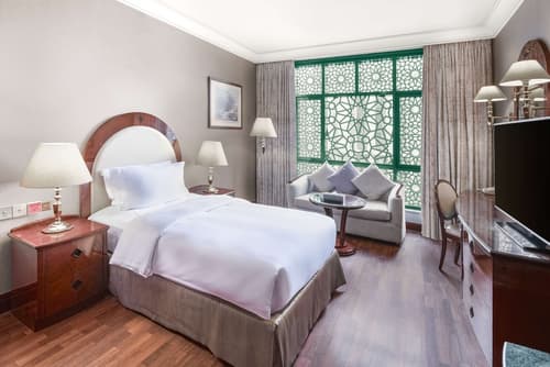 Madinah Hilton, Room