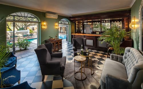 Grande Roche Hotel, Reception