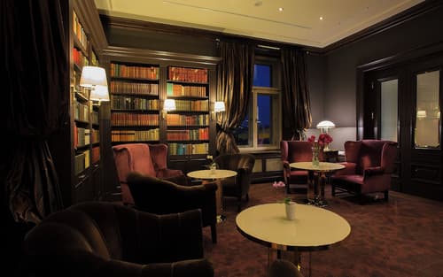 Le Palais Art Hotel Prague, Lobby sitting area