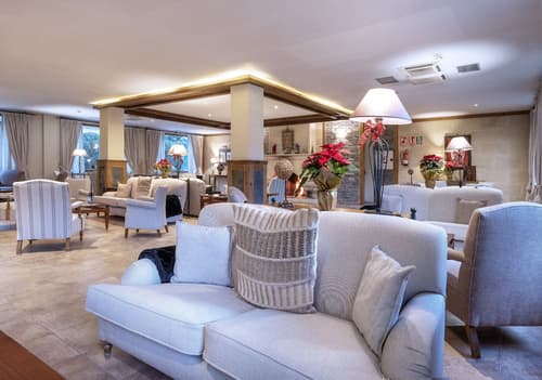 Hotel Vielha Val d'Arán, Affiliated by Meliá, Lobby sitting area