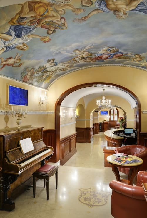 Clarion Collection Hotel Principessa Isabella, Interior entrance