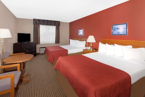 Super 8 by Wyndham St. Ignace, Room