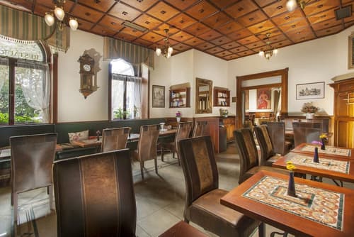 Green Garden Hotel, Lobby lounge