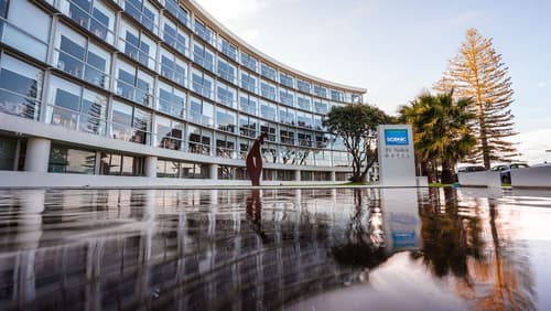 Scenic Hotel Te Pania, Front of property