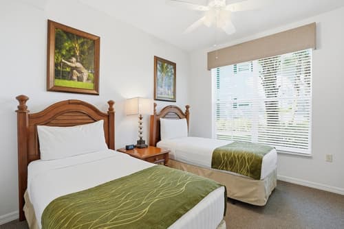 GreenLinks Golf Villas at Lely Resort