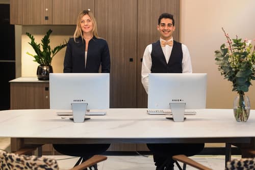 Hôtel KHLA Nice, Reception