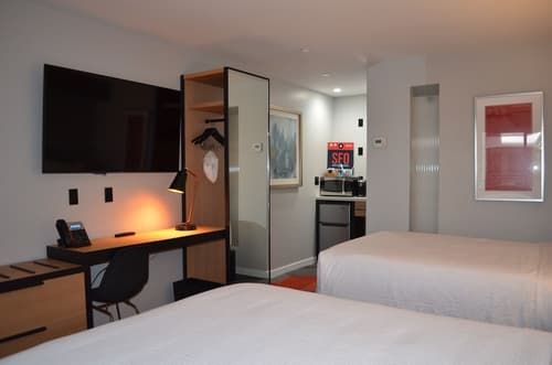 Infinity Hotel San Francisco, Tapestry Collection by Hilton, Room