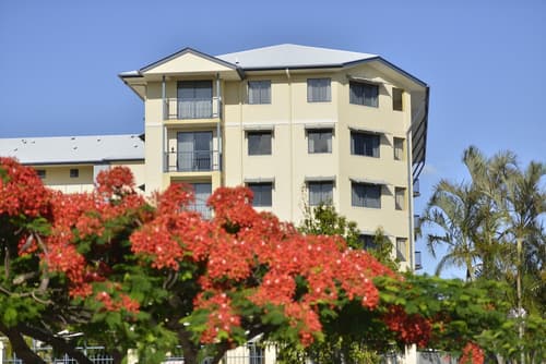 Mantra Hervey Bay, Property grounds