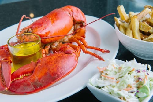 Breakwater Inn, Primary image