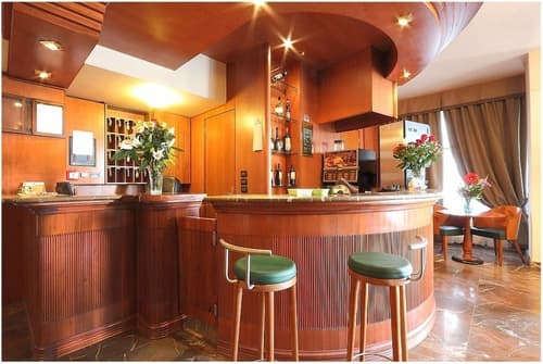 Hotel Arcadia, Bar (on property)