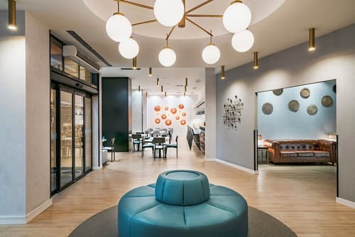 Dorma Coliseum, Primary image