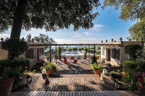 Villasanpaolo, Primary image