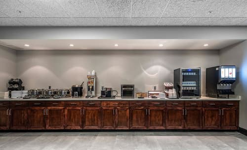 State House Inn, Trademark Collection by Wyndham, Breakfast area