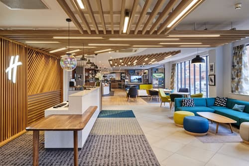 Holiday Inn Belfast City Centre by IHG, Lobby