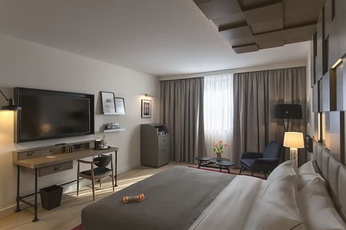 Canopy by Hilton Zagreb - City Centre, Room