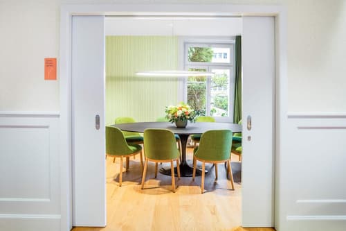 Alma Hotel - Boutique hideaway by the lake with rooftop and ladies-only wellness, Lobby sitting area