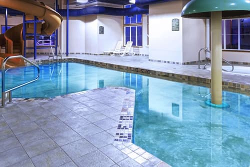 Super 8 by Wyndham Caraquet