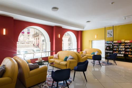 B&B Hotel Palermo Quattro Canti, Reception