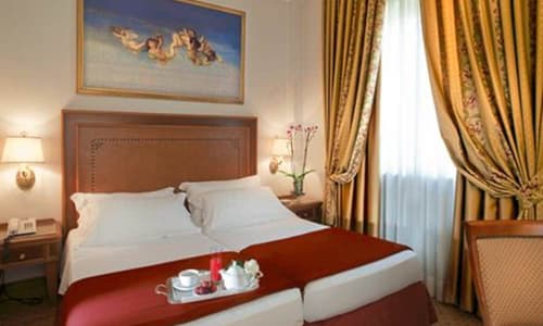 Pinewood Hotel Rome, Room