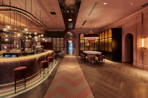 Naumi Studio Wellington, Bar (on property)