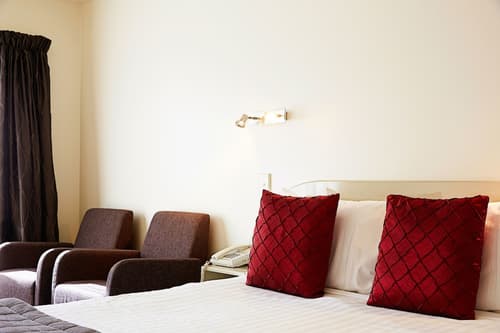 The White Morph - Heritage Collection, Room