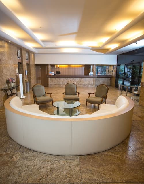 Real Palace Hotel, Interior entrance