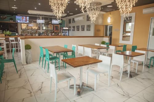 Parador El Buen Café, Restaurant